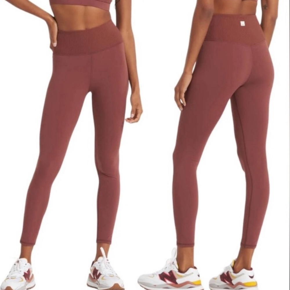 Vuori like new medium legging, so soft